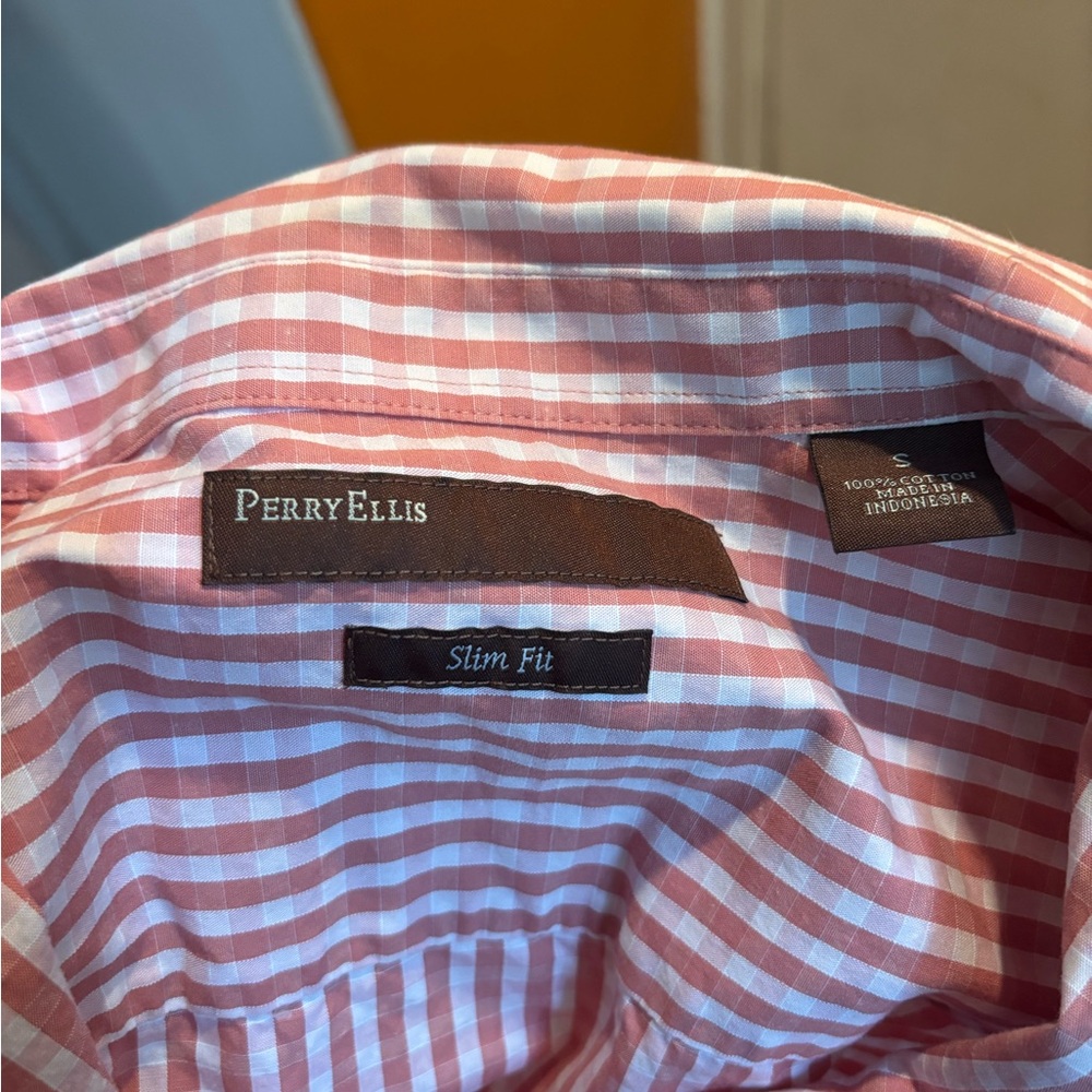 Perry Ellis Red Striped Slim Fit Men's Shirt SZ S Great Condition. - Picture 6 of 6